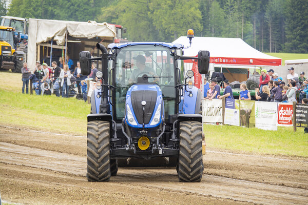Tractor Pulling Iselisberg 16. bis 18. Mai